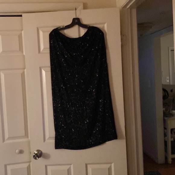 Black twinkle skirt shiny party ready - Picture 4 of 4